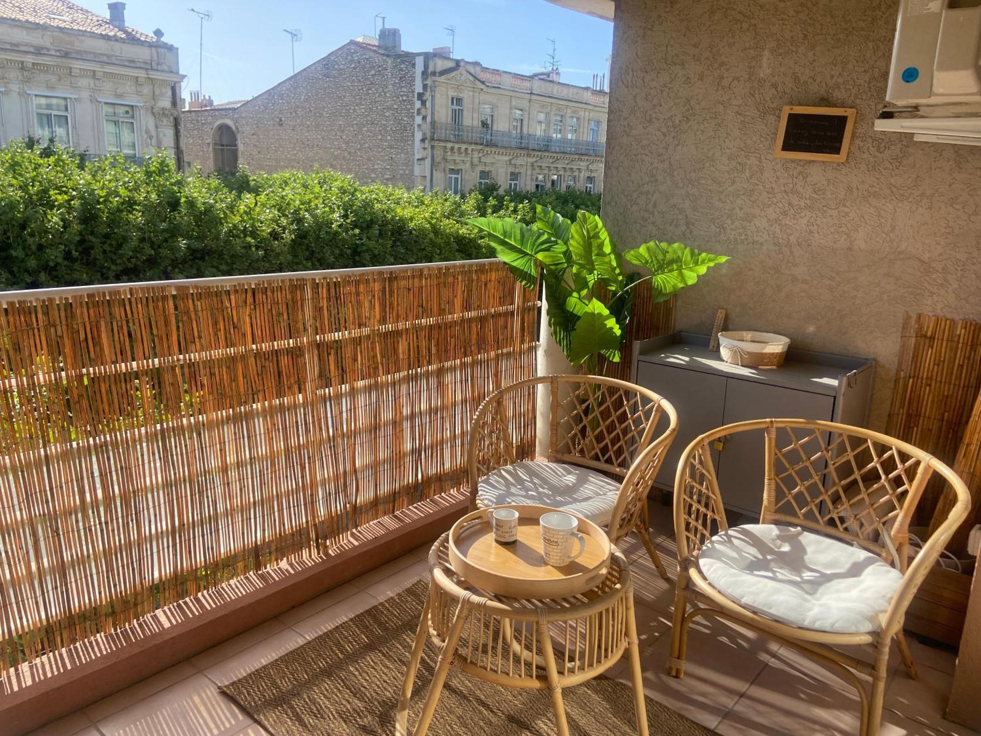 Charmant Appartement Central Terrasse Proche Gare Sète Kültér fotó